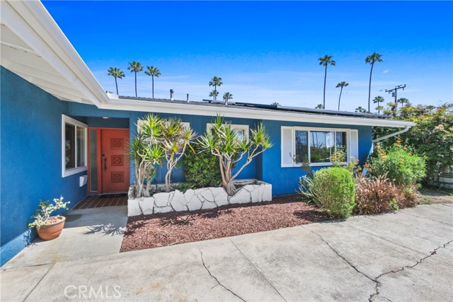 Detail Gallery Image 5 of 29 For 7591 Quebec Dr, Huntington Beach,  CA 92648 - 5 Beds | 3 Baths