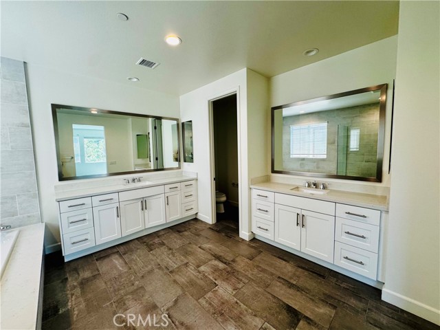 2034 Rembrandt, Santa Ana CA: https://media.crmls.org/medias/edc4559c-f12e-42fa-b02a-575899b88cf5.jpg