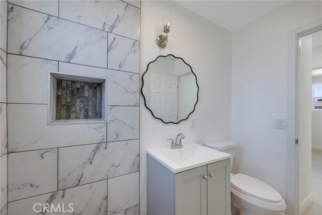 8888 Patrero Street, Riverside CA: https://media.crmls.org/medias/edc57102-f5b3-4939-b614-0f39b3c5853f.jpg