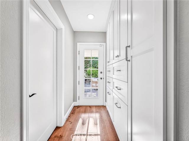 Detail Gallery Image 25 of 37 For 7313 S Earldom Avenue, Playa Del Rey,  CA 90293 - 5 Beds | 4 Baths