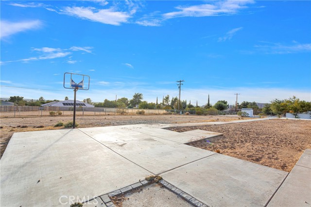 Detail Gallery Image 28 of 36 For 15358 Apple Valley Rd, Apple Valley,  CA 92307 - 3 Beds | 2/1 Baths