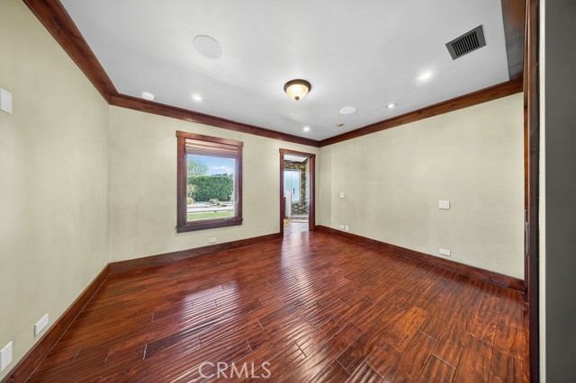 Detail Gallery Image 45 of 64 For 11159 Mcvine, Sunland,  CA 91040 - 4 Beds | 4 Baths