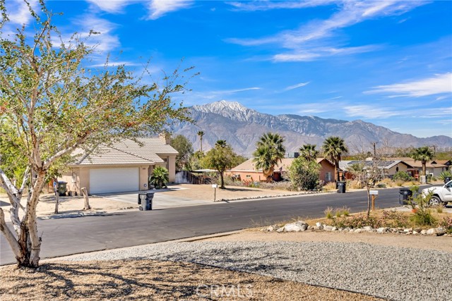Detail Gallery Image 35 of 46 For 65940 7th St, Desert Hot Springs,  CA 92240 - 3 Beds | 2 Baths