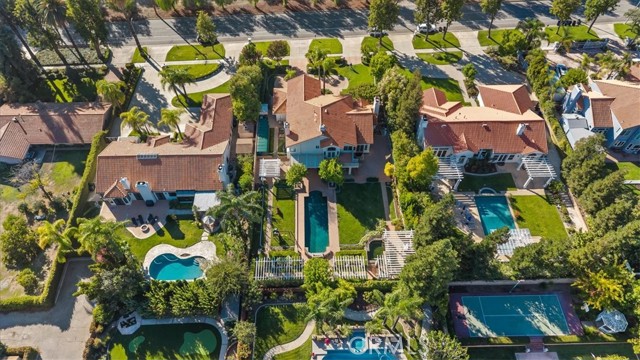 Image 60 of 62 For 2162 Euclid Avenue