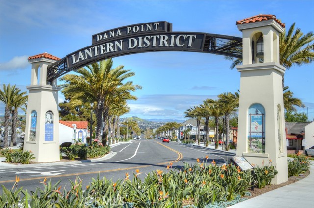 25592 Leeward Drive, Dana Point CA: https://media.crmls.org/medias/edc8b7d6-4034-48e9-95ac-6038b4cd0eb2.jpg