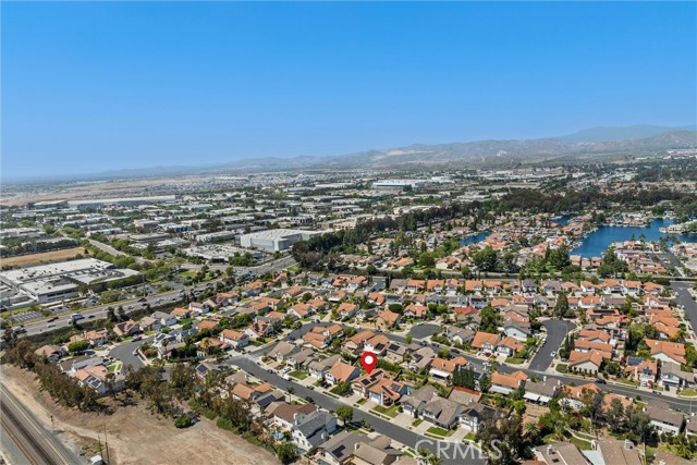 24101 Cindy Lane, Lake Forest CA: https://media.crmls.org/medias/edc926fd-f975-4d26-990e-57ef1bb59671.jpg