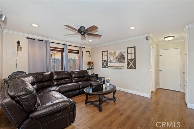 Detail Gallery Image 23 of 56 For 14119 El Mesa, Riverside,  CA 92503 - 3 Beds | 2/1 Baths