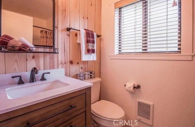 Detail Gallery Image 11 of 17 For 1478 Sierra, Arnold,  CA 95223 - 4 Beds | 2 Baths