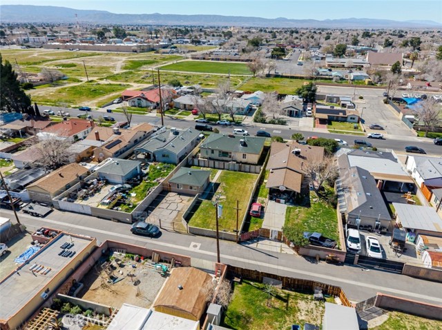 Detail Gallery Image 25 of 41 For 44632 Fern Ave, Lancaster,  CA 93534 - 5 Beds | 3 Baths