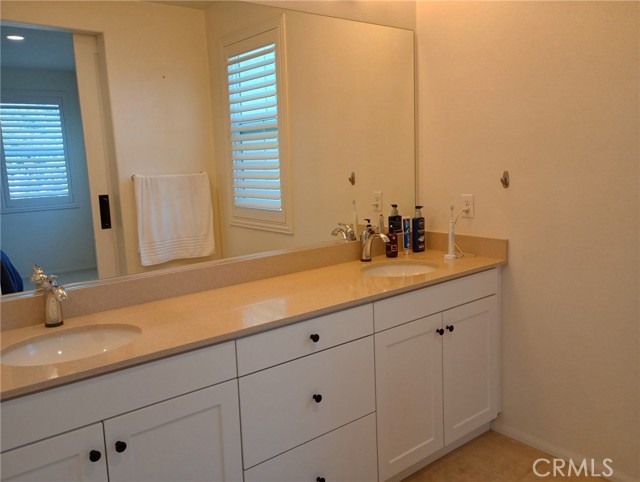 Detail Gallery Image 19 of 33 For 401 Castiano St, Camarillo,  CA 93012 - 3 Beds | 2/1 Baths