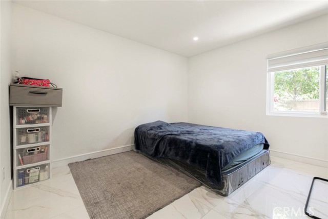 12410 Mclennan Avenue, Granada Hills CA: https://media.crmls.org/medias/edc9a0d7-00f1-4af1-ade0-847db1884f20.jpg