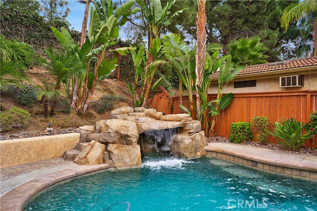 Image 47 of 62 For 6568 Balzac Circle