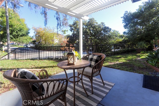 Detail Gallery Image 4 of 40 For 302 San Nicholas, Laguna Beach,  CA 92651 - 2 Beds | 2/1 Baths