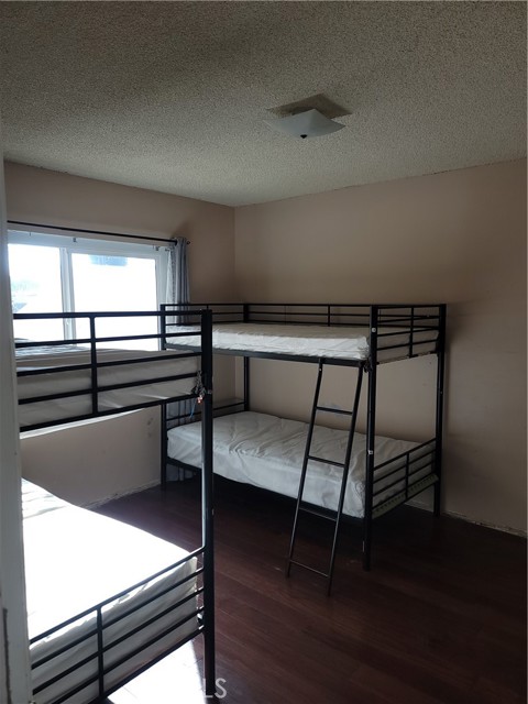 8600 Mason Avenue, Winnetka CA: https://media.crmls.org/medias/edcca88a-1630-481d-9d95-d1ae8c25a9b7.jpg