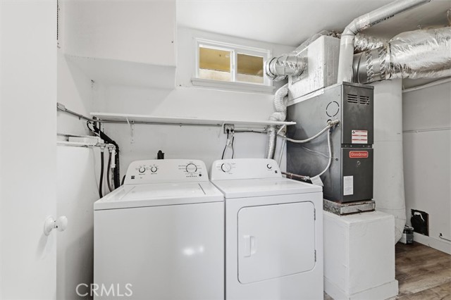 315 33rd, Manhattan Beach, California 90266, 2 Bedrooms Bedrooms, 0 ,2 BathroomsBathrooms,Residential,For Sale,33rd,0,SB26105539