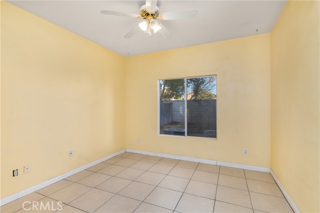 26300 Alcott Union Drive, Murrieta CA: https://media.crmls.org/medias/edcec757-a75b-4152-b4a6-85d9e61a8dd5.jpg