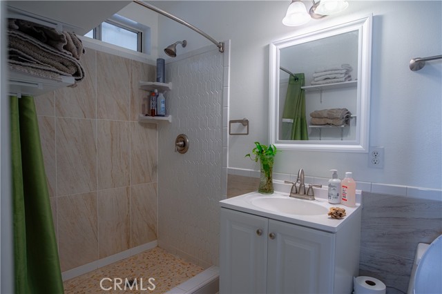 Detail Gallery Image 16 of 25 For 9450 Mango Ave, Hesperia,  CA 92345 - 5 Beds | 3 Baths