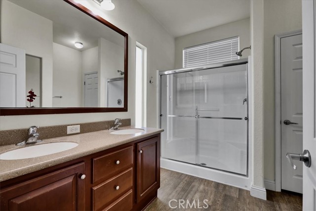 111 Madrid, Tustin CA: https://media.crmls.org/medias/edd05205-723a-4ec9-a8f4-c9ccfc324b39.jpg
