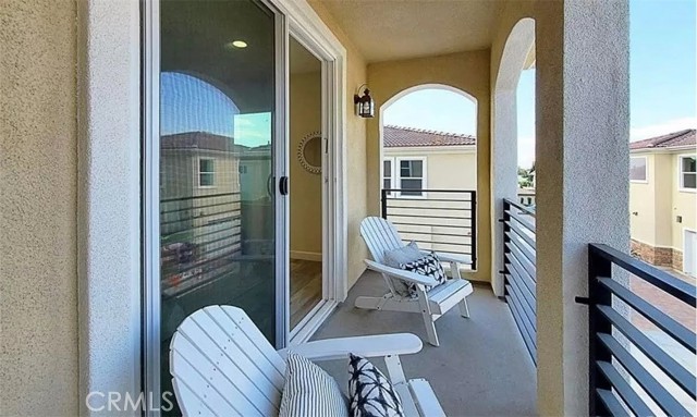 7792 Liberty Drive, Huntington Beach CA: https://media.crmls.org/medias/edd090cb-946e-42f3-8c2f-2b29f7d1871c.jpg