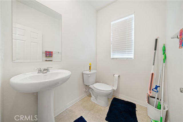 Detail Gallery Image 21 of 25 For 5111 S Victory Ln, Ontario,  CA 91762 - 4 Beds | 3/1 Baths
