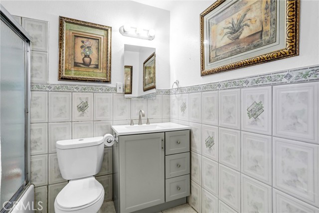 Detail Gallery Image 19 of 28 For 7848 Elm St, Highland,  CA 92410 - 6 Beds | 3 Baths