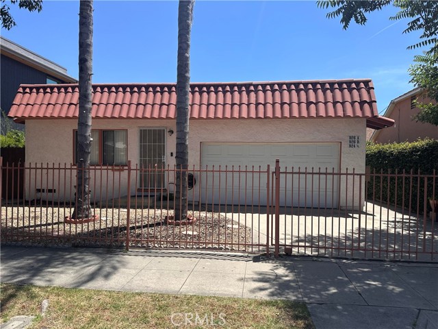 Detail Gallery Image 1 of 9 For 924 W Clark Ave, Burbank,  CA 91506 - – Beds | – Baths