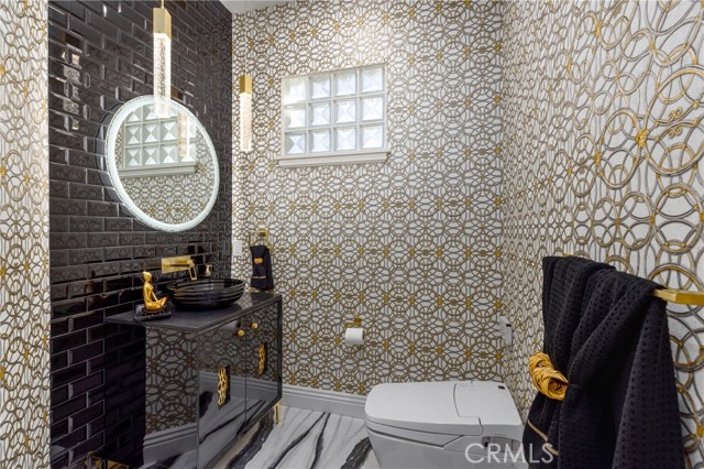 Image 19 of 70 For 8 Palomino  