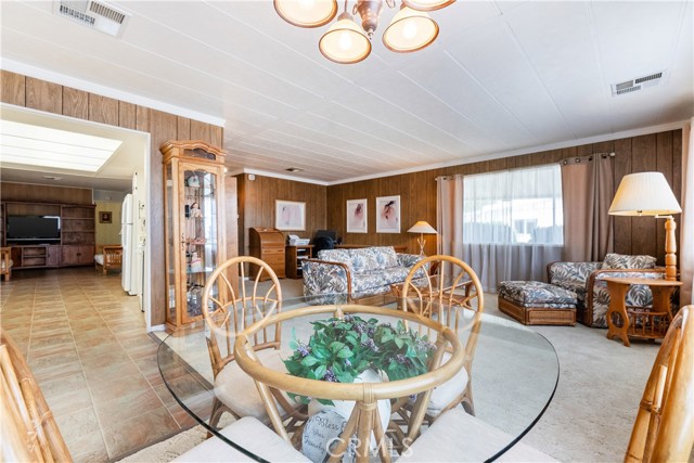 Detail Gallery Image 6 of 37 For 8801 Eton Ave #53,  Canoga Park,  CA 91304 - 2 Beds | 2 Baths