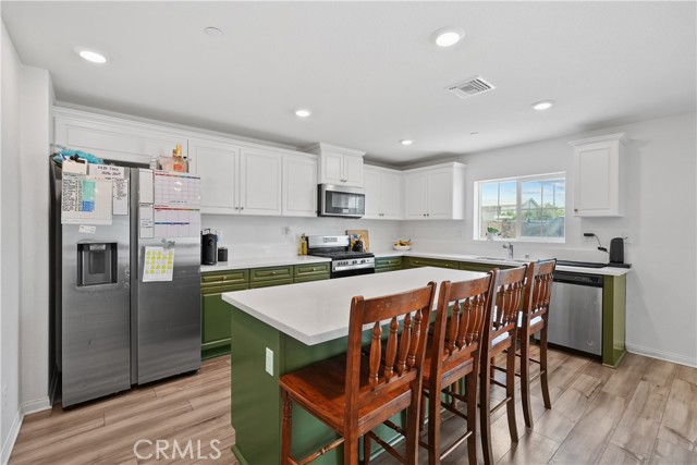 Detail Gallery Image 21 of 44 For 25467 Sedona Ln, Homeland,  CA 92548 - 5 Beds | 2/1 Baths