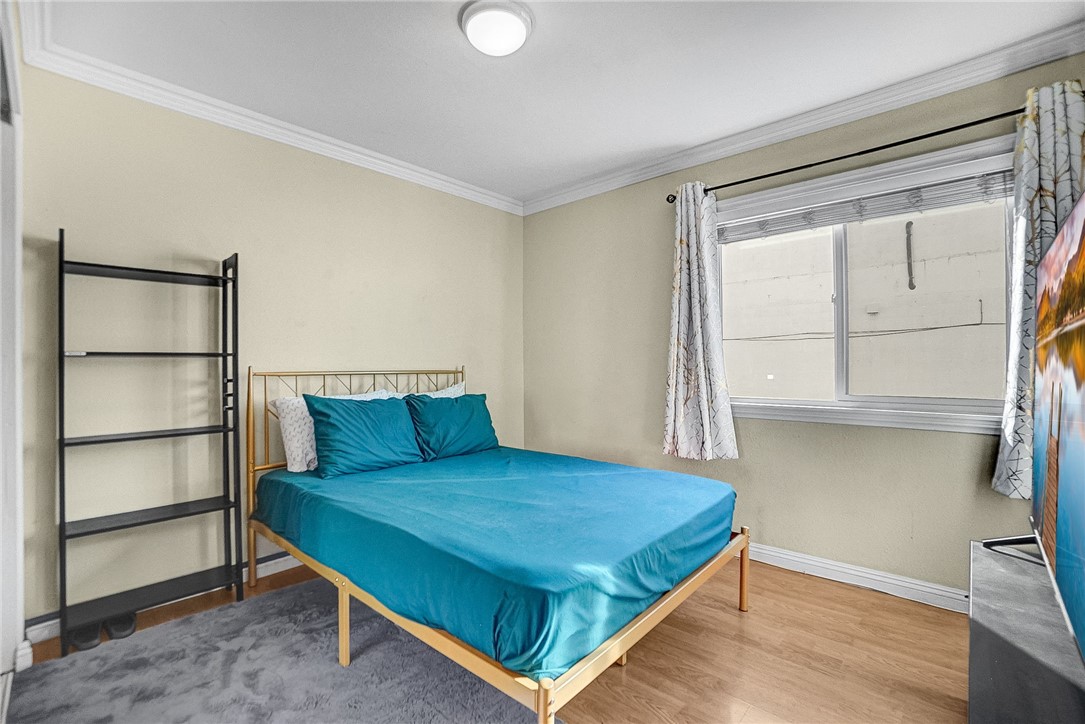 Detail Gallery Image 16 of 40 For 14435 Valerio St #10,  Van Nuys,  CA 91405 - 3 Beds | 2/1 Baths