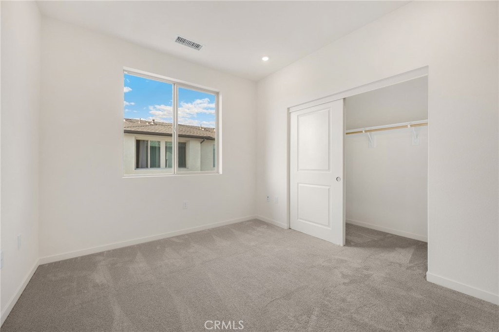 MLS #OC25275494 image #26