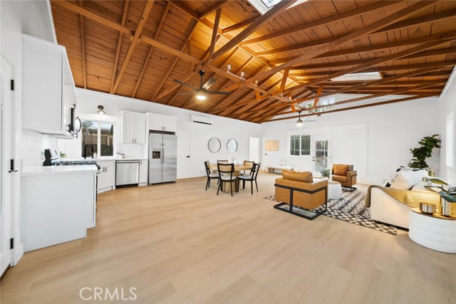 Detail Gallery Image 17 of 22 For 1810 32nd St, San Diego,  CA 92102 - 4 Beds | 3 Baths