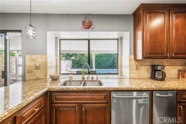 Detail Gallery Image 18 of 53 For 23644 Mesa Ct, Valencia,  CA 91355 - 3 Beds | 3 Baths