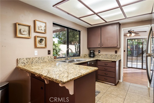 Detail Gallery Image 17 of 34 For 41429 Shadow Mountain Way, Hemet,  CA 92544 - 3 Beds | 2 Baths