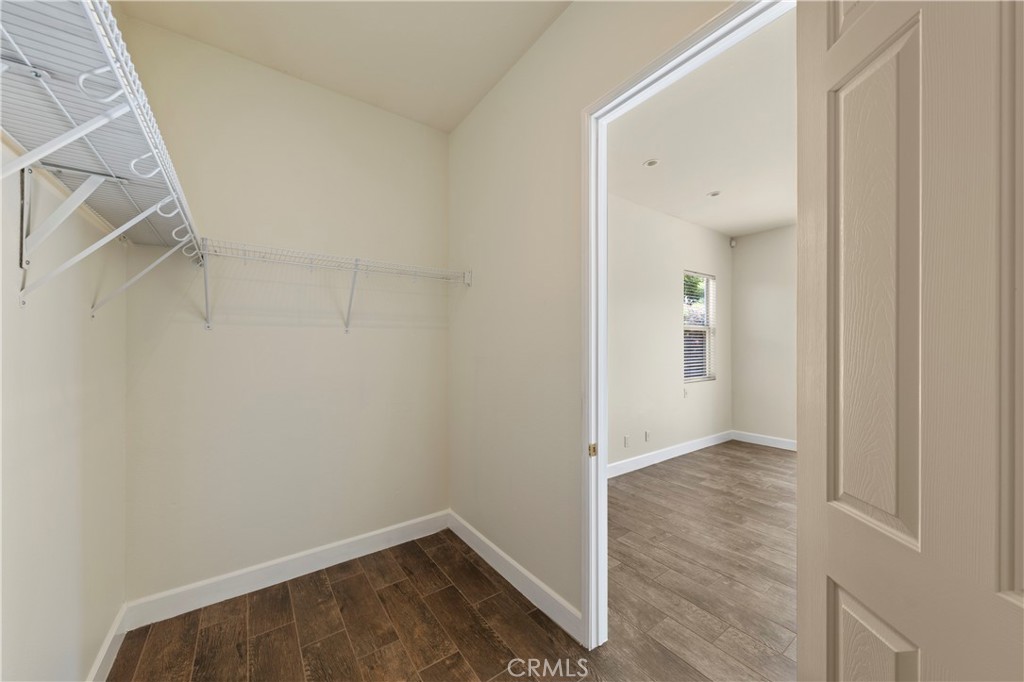 MLS #OC25175236 image #21