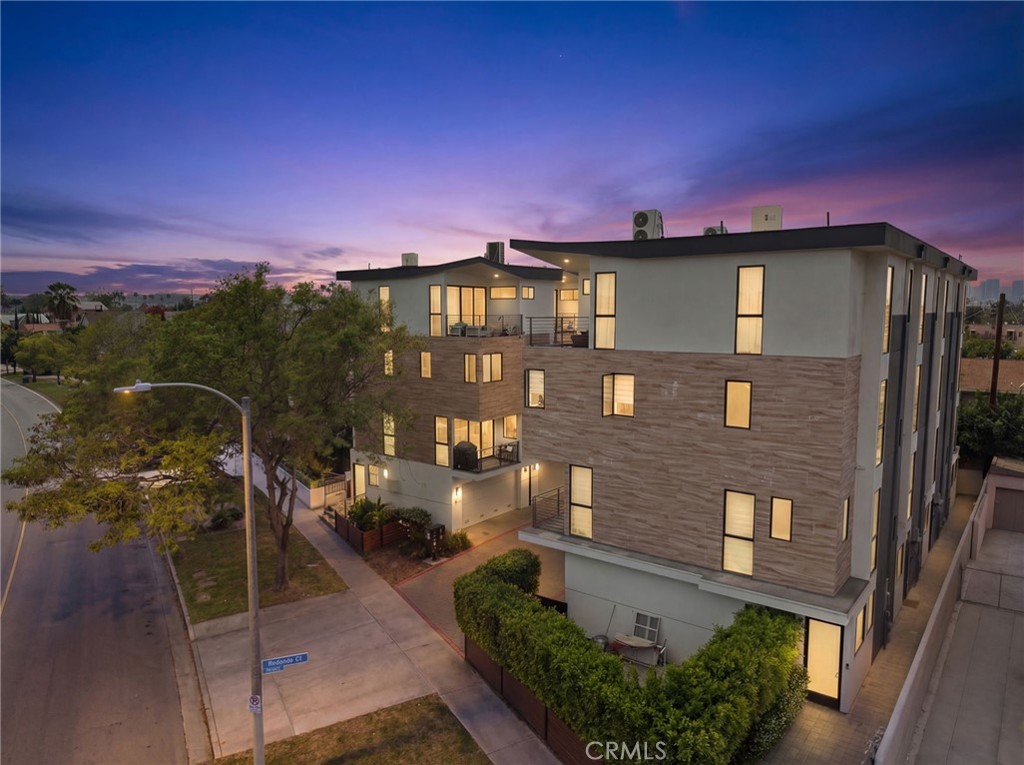 5153 W Redondo Court