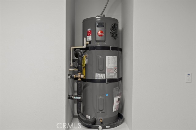 4746 Sicily Drive, Lake Elsinore CA: https://media.crmls.org/medias/edd5bfe3-f65c-4fa9-b2c7-bc1db2fa7c80.jpg