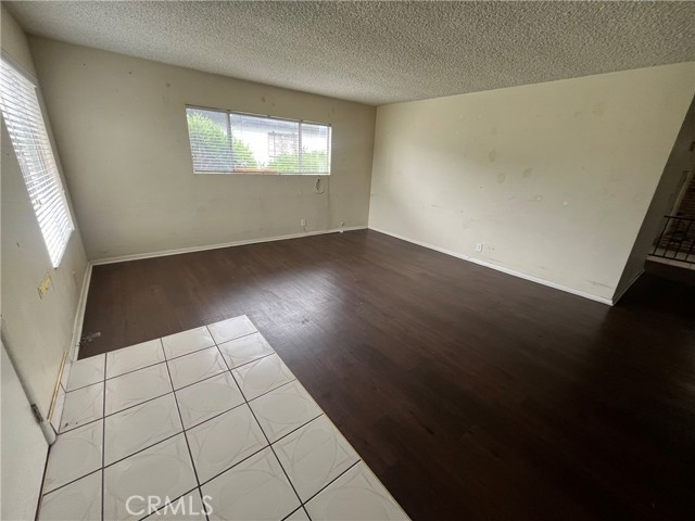 Detail Gallery Image 14 of 26 For 12224 S Main St, Los Angeles,  CA 90061 - 3 Beds | 2 Baths