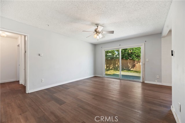 Detail Gallery Image 8 of 30 For 2871 E Tyler, Long Beach,  CA 90810 - 3 Beds | 2 Baths