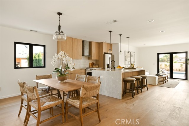 Detail Gallery Image 9 of 37 For 6652 Hough St, Los Angeles,  CA 90042 - 3 Beds | 3 Baths