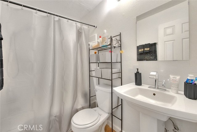 Detail Gallery Image 32 of 35 For 700 W 3rd St #A111,  Santa Ana,  CA 92701 - 2 Beds | 2 Baths