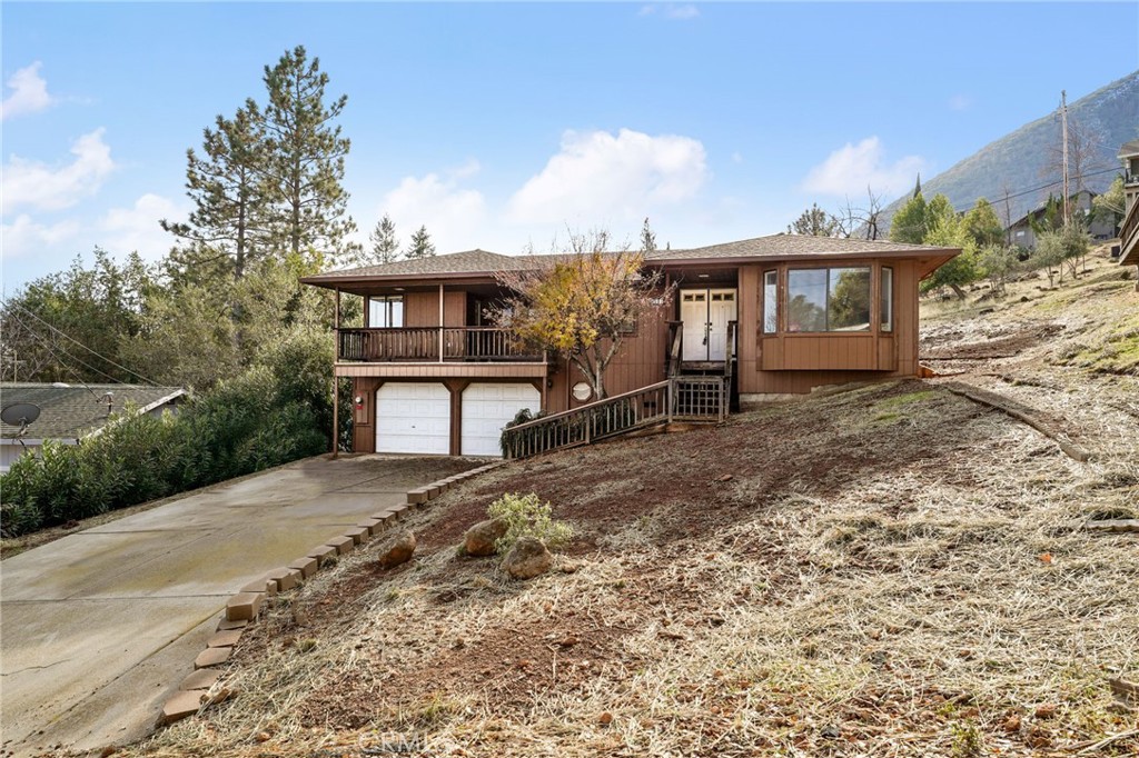 8585 Peninsula View Drive, Kelseyville, CA 95451