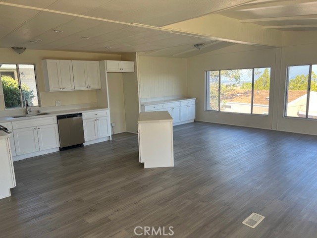 Detail Gallery Image 12 of 46 For 24303 Woolsey Canyon Rd #117,  West Hills,  CA 91304 - 3 Beds | 2 Baths