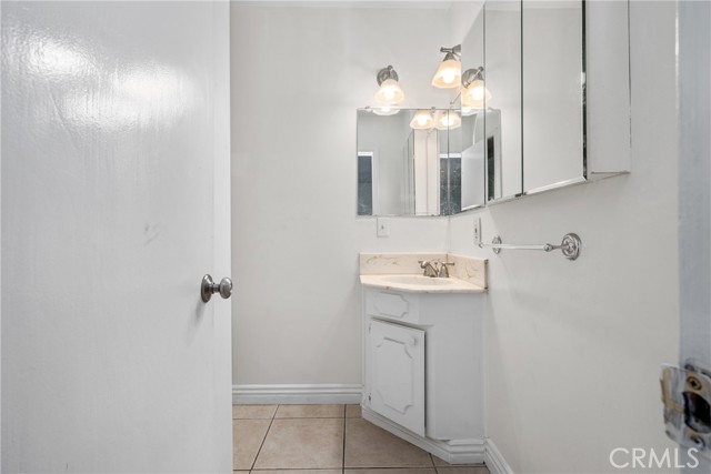 Detail Gallery Image 17 of 27 For 1435 W Wedgewood Dr, Anaheim,  CA 92801 - 3 Beds | 2 Baths