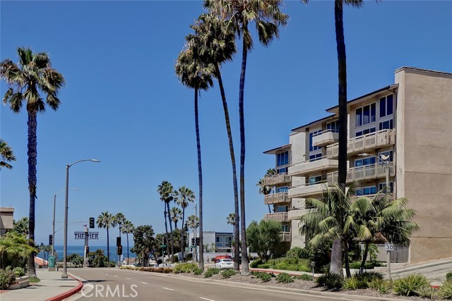 230 CATALINA AVENUE, Redondo Beach, California 90277, 2 Bedrooms Bedrooms, ,2 BathroomsBathrooms,Residential,Sold,CATALINA AVENUE,SB21169515