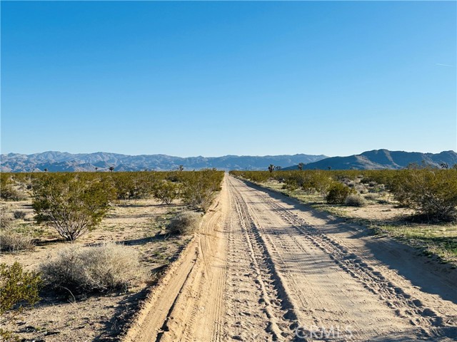 Detail Gallery Image 11 of 11 For 1974 Sunset Rd, Joshua Tree,  CA 92252 - – Beds | – Baths