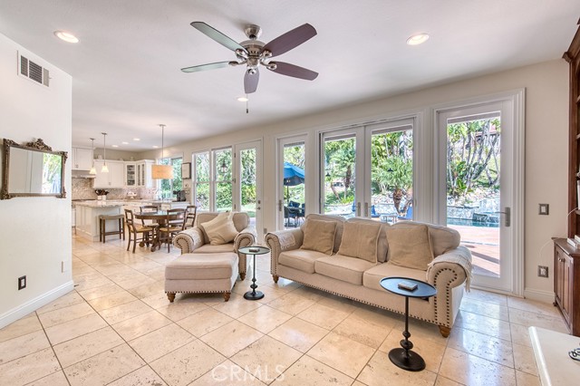 Detail Gallery Image 8 of 43 For 11 Lusitano, Coto de Caza,  CA 92679 - 5 Beds | 3 Baths