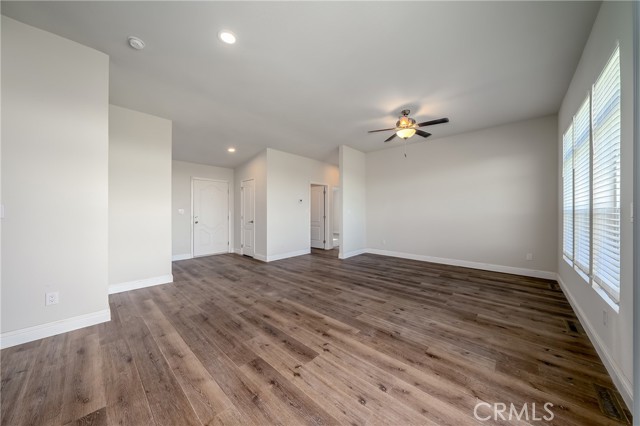 Detail Gallery Image 8 of 31 For 14785 Dove Dr, Cobb,  CA 95426 - 3 Beds | 2 Baths