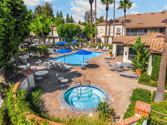 Detail Gallery Image 2 of 28 For 2800 Keller Dr #197,  Tustin,  CA 92782 - 1 Beds | 1 Baths