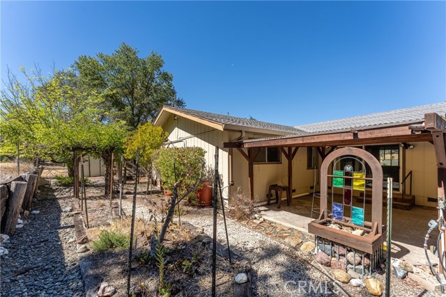Image 24 of 35 For 641 Blue Oak Drive